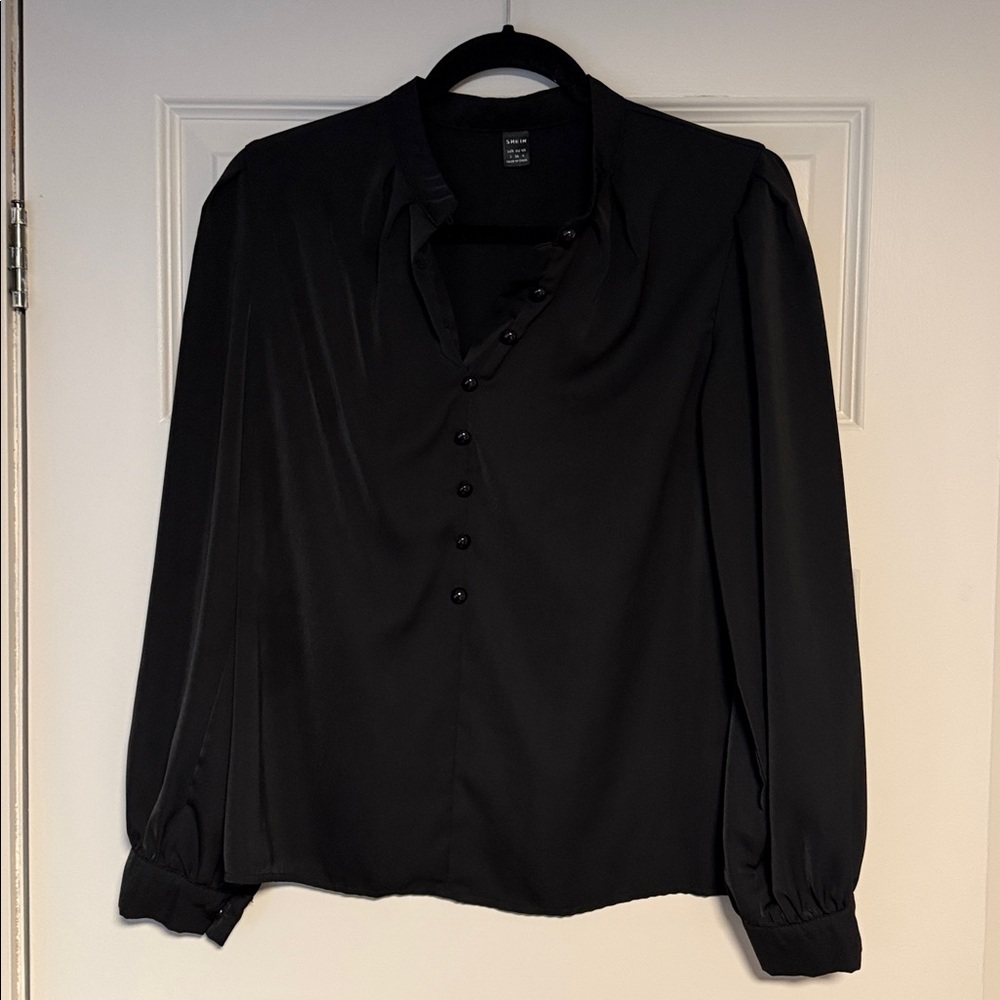 SHEIN Classic Black Top